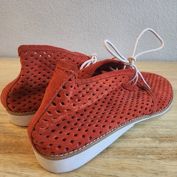 Rollie Chukka Shoes Mens Size 40 Red Perforated Leather Casual Lace Up Comfort - Picture 2 of 11